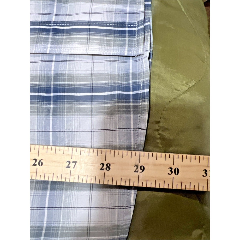 Wrangler ATG Plaid Button Up Shirt Men's Medium Mesh Yoke Poly Nylon Quick Dry - Picture 9 of 10